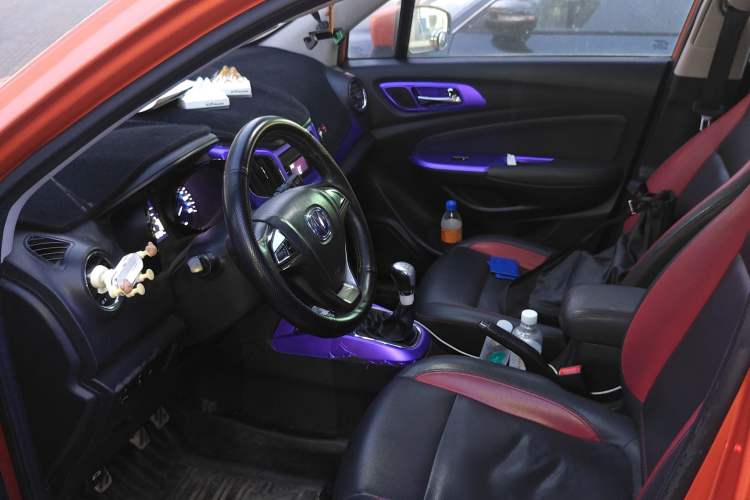 Used CHANGAN CS15 2016 1.5L Manual Fashion Edition