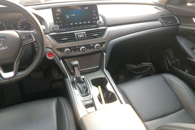 Used Honda Accord 2018 260TURBO Elite Edition China VI Audio And AC Panel