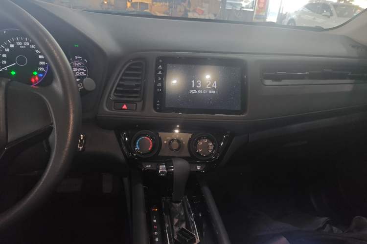 Used Honda Vezel 2020 1.5L CVT Pioneer Edition
