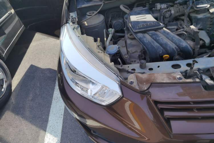 Used Venucia R30 2014 1.2L Manual Enjoyment Edition
