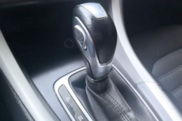Used Ford Mondeo 2013 1.5L GTDi180 Fashion Edition Gear Lever