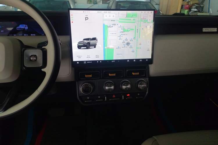 Used iCAR V23 2025 401 Two-Wheel Drive Intelligent Driving Version Audio And AC Panel