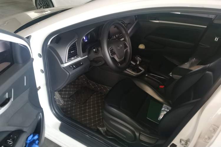 Used Hyundai Elantra (6th Generation / Lingdong) 2016 1.6L Automatic ZhiXuan – Elite Version
