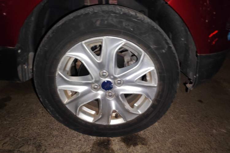 Used Ford EcoSport 2013 1.5L Automatic Fashion Model