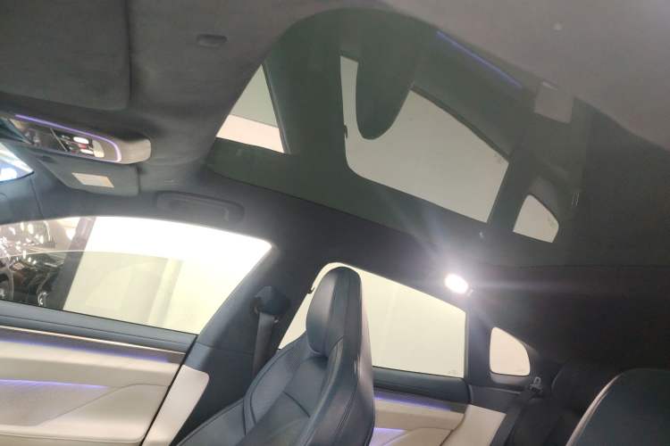 Used Zeekr 001 2024 WE Edition 95 kWh All-Wheel Drive Headliner