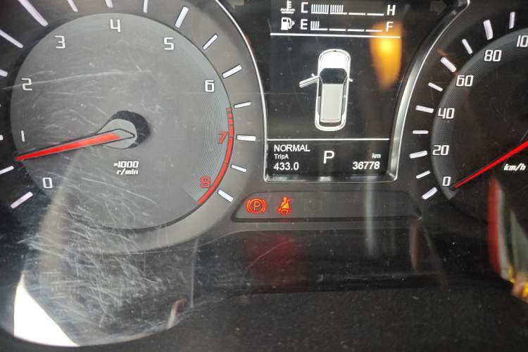 Used GAC Trumpchi GS4 2017 235T Automatic Two-Wheel Drive Elite Edition Odometer Close Up