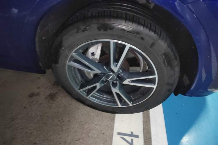 Used Audi Q5L 2018 40 TFSI Prestige Fashion Edition China V Right Front Wheel Hub