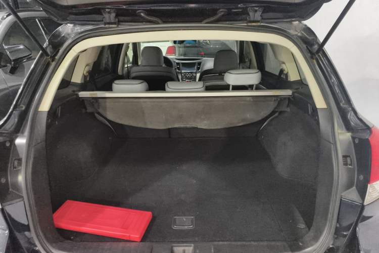 Used Subaru Outback 2014 2.5i Yashang Deluxe Edition
