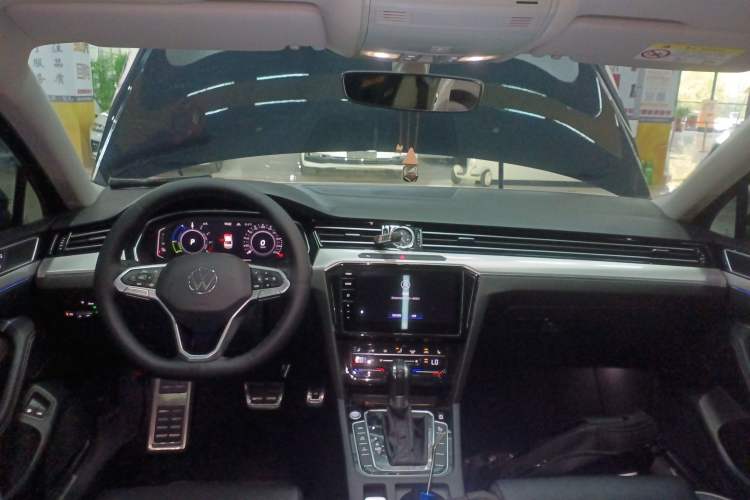 Used Volkswagen Magotan GTE Plug-in Hybrid 2022 GTE Luxury Model
