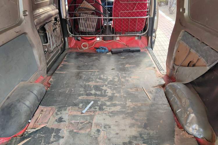 Used Wuling Rongguang 2014 1.2L S Base Model Left Rear Seat