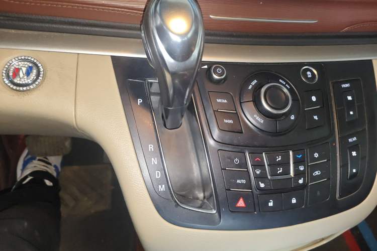 Used Buick GL8 2017 25S Prestige Version China V Standard