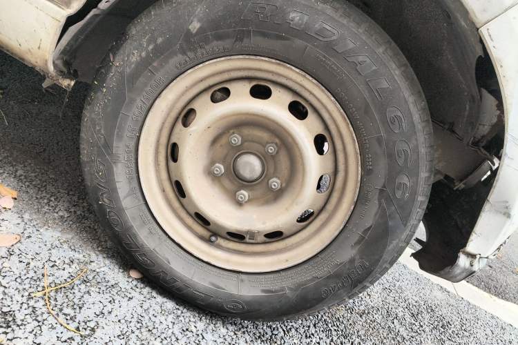 Used Farizon Xingxiang V 2022 Star Enjoy V6E Long Wheelbase Guoxuan 38.7 kWh Right Front Wheel Hub