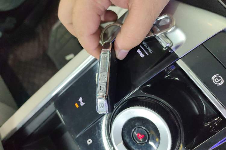 Used Kia Sportage (Chinese Domestic Model) 2023 1.5T Two-Wheel Drive Prestige Edition Interior 1