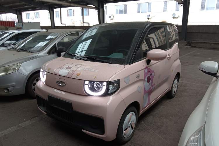 Used Chery New Energy QQ Ice Cream 2022 170km Sundae Phosphate Lithium-Ion