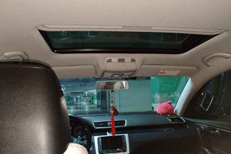 Used Volkswagen Magotan 2015 Revised Version 2.0 TSI Luxury Edition