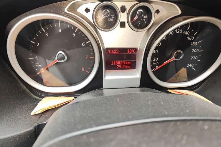 Used Ford Focus 2013 Hatchback Classic 1.8L Manual Base Model Odometer Close Up