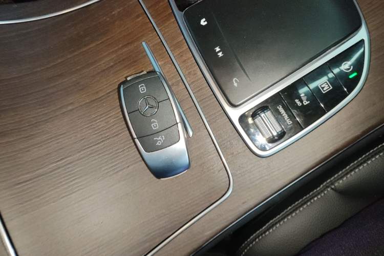 Used Mercedes-Benz GLC 2021 GLC 300 L 4MATIC Dynamic Model