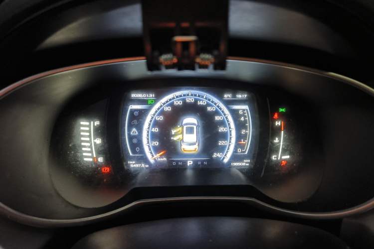 Used Geely Auto Emgrand X7 Sport 2016 1.8TD Automatic ZhiShang Model