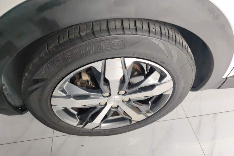 Used Peugeot 4008 2018 350THP Elite Edition Left Front Wheel Hub