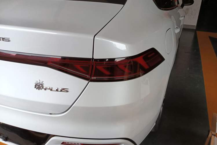 Used BYD Qin PLUS 2023 Champion Edition EV 510KM Leading Model
