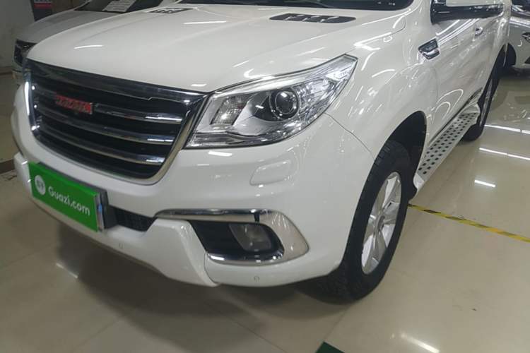 Used Haval H9 2016 2.0T Four-Wheel Drive Luxury Version 5 Seats
