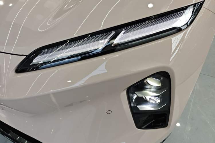 Used Nio ET5T 2024 75kWh Touring Left Front Headlight