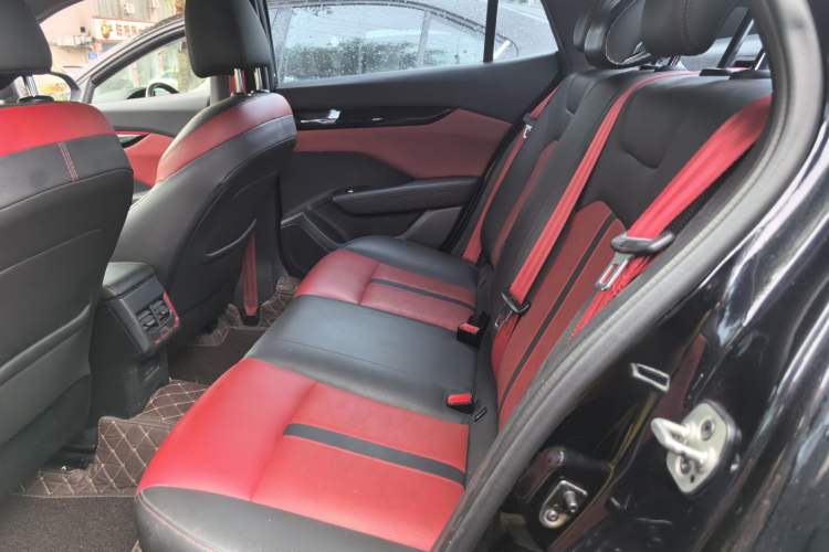 Used Dongfeng Aeolus Yixuan 2021 230T Automatic Zuiying Knight Edition Left Rear Seat