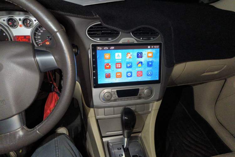 Used Ford Focus 2013 Hatchback Classic 1.8L Automatic Fashion Edition