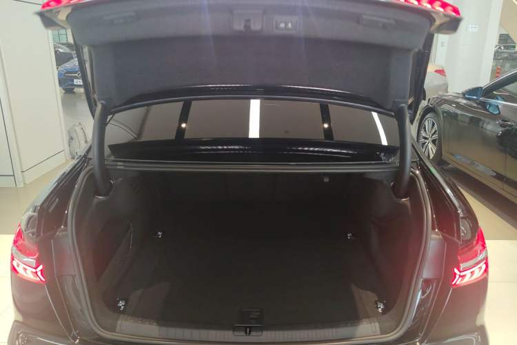 Used Audi A6L 2024 55 TFSI quattro Prestige Dynamic Edition Trunk
