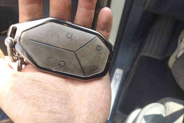 Used Formula Leopard 5 2023 Cloud Ride Flagship Edition