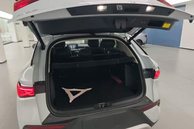 Used BYD Yuan PLUS 2025 Intelligent Driving Version 510 KM Beyond-Grade Edition
