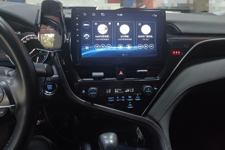 Used Toyota Camry 2022 2.0GVP Premier Edition Audio And AC Panel