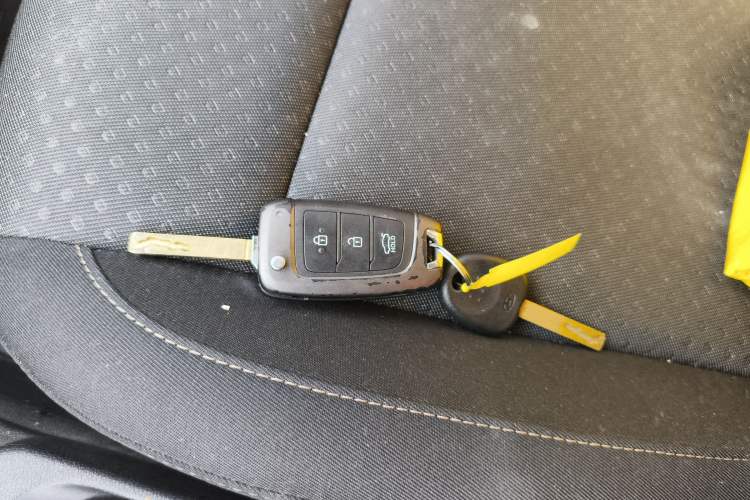 Used Hyundai Celesta 2018 1.6L Automatic GL Enjoyment Edition China VI compliant Vehicle Key