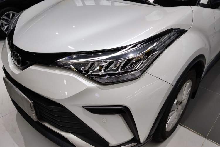 Used Toyota IZOA 2021 2.0L Enjoy Edition