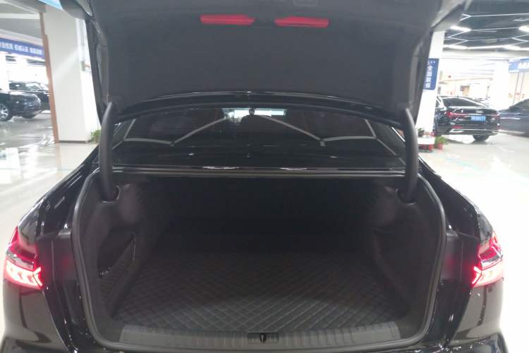 Used Audi A6L 2025 Restyled 45 TFSI quattro Prestige Dynamic Edition