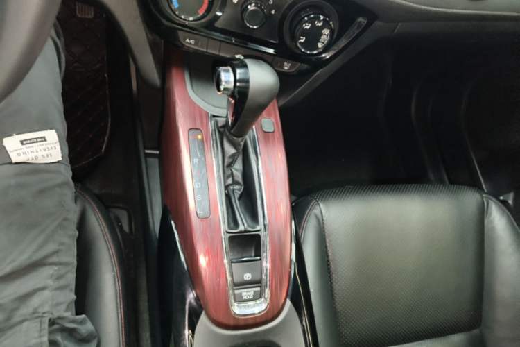 Used Honda XR-V 2017 1.5L LXi CVT Classic Edition Gear Lever