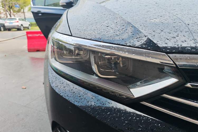 Used Volkswagen Magotan 2019 330TSI DSG Leading Model China VI Standard
