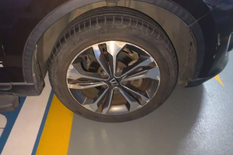 Used Luxgen U6 SUV 2015 2.0T ZhiZun Model