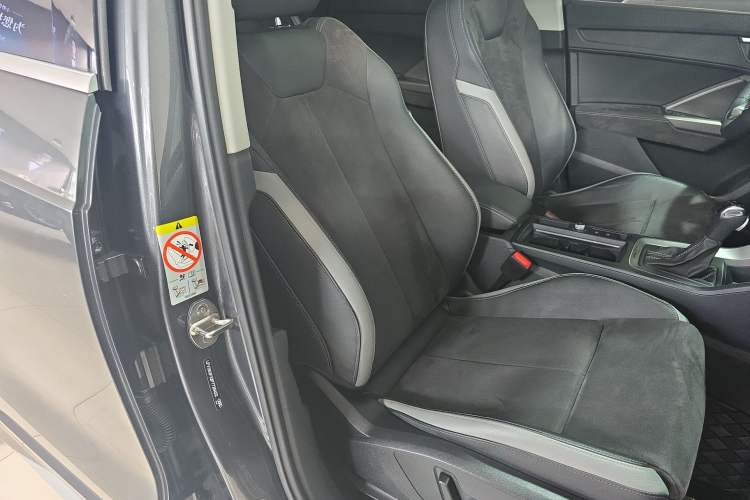 Used Audi Q3 2023 35 TFSI Fashion Dynamic Model (1.5T)