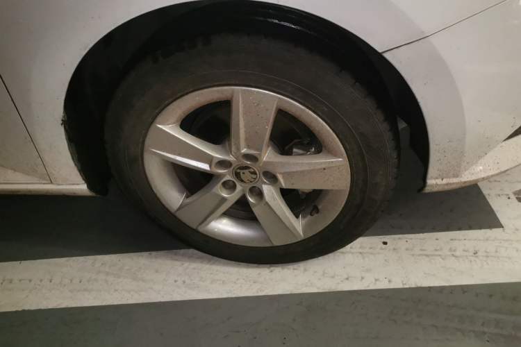 Used Skoda Fabia 2017 1.4L Automatic Car Enjoy Edition