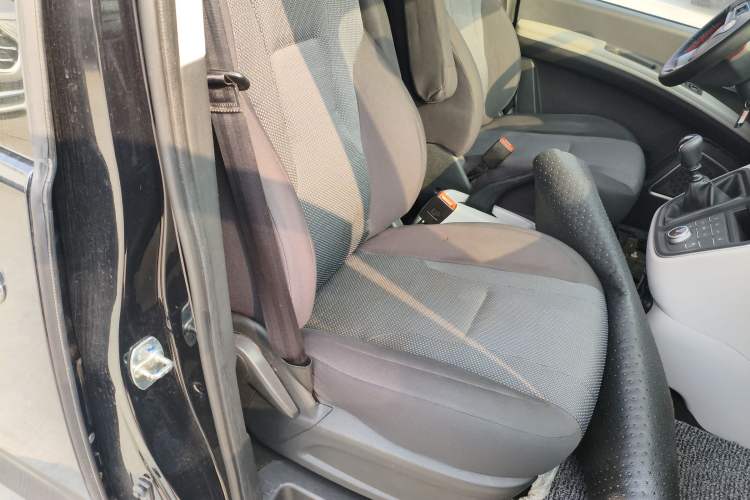 Used JAC Refine M4 2020 2.0 CTI Diesel Manual Jingrui Model China VI Standard
