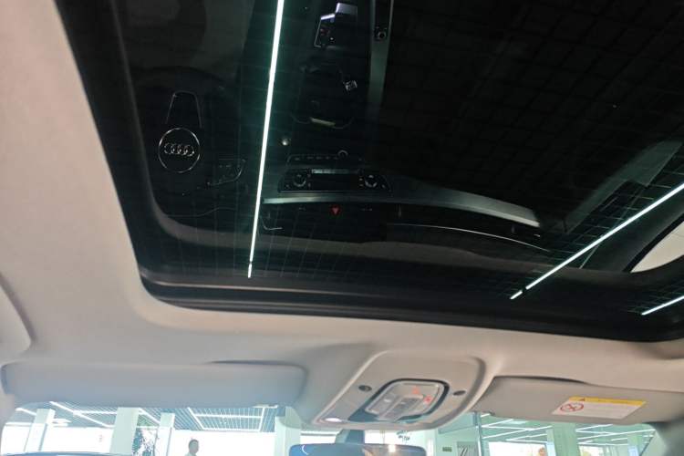 Used Audi A4L 2022 40 TFSI Luxury Dynamic Model