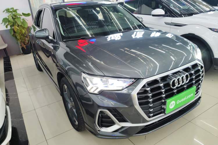 Used Audi Q3 2022 35 TFSI Fashion Dynamic Model