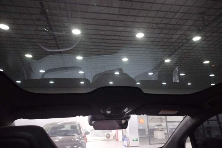 Used Hongqi Tiangong 08 2025 680 Ultra Four-Wheel-Drive Version Headliner