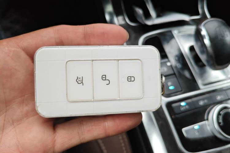 Used BYD Tang New Energy 2017 2.0T Tang 100 Vehicle Key