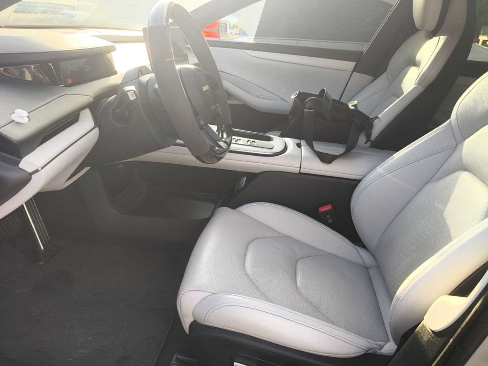 Xiaomi Auto SU7 2024 Rear-Drive Standard Founder Edition — снимка 19