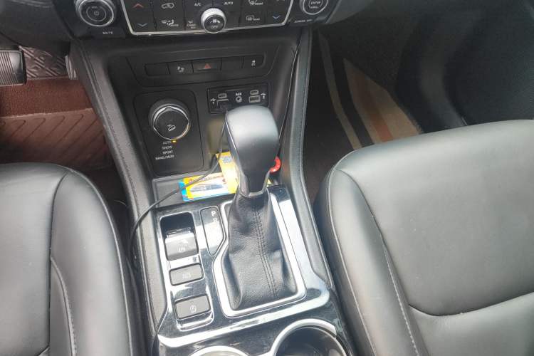 Used Jeep Grand Commander 2018 2.0T Four-Wheel Drive Enjoyment Version China V
