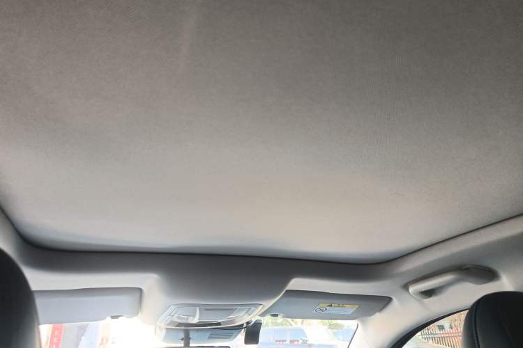 Used ORA Good Cat 2021 400km Standard Range Venus Edition Lithium Iron Phosphate
