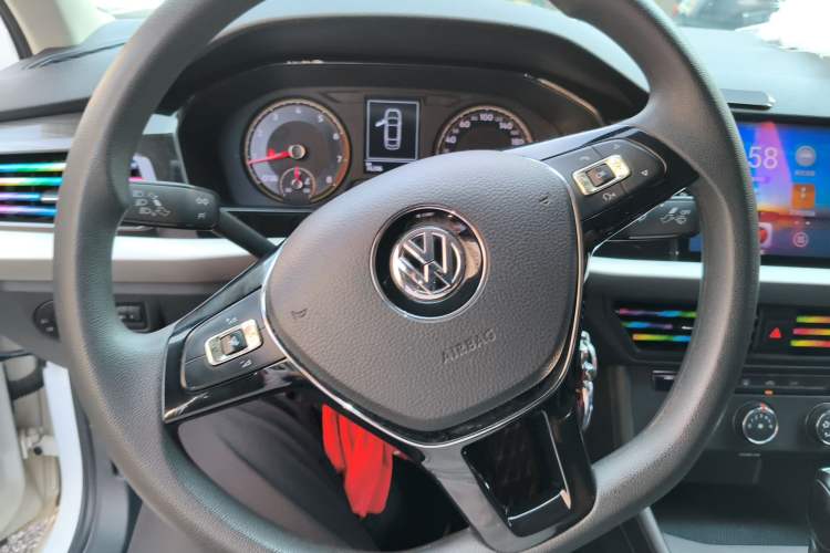 Used Volkswagen Lavida 2018 1.5L Automatic Comfort Edition China V Standard Steering Wheel