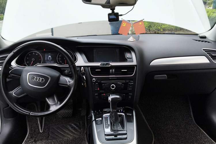 Used Audi A4L 2016 30 TFSI Collector's Edition Automatic Comfort Model
